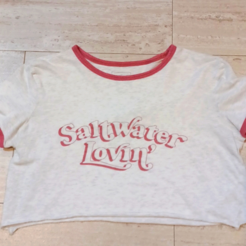 Surfgirl "Salt Water Lovin' " Cropped Tee